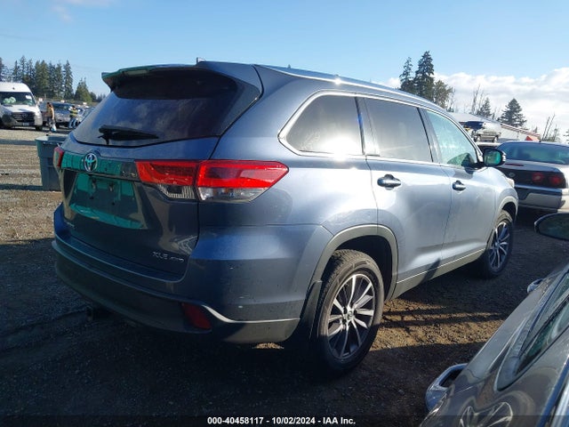 Toyota Highlander Xle 2019 5TDJZRFH7KS702280 Image 4