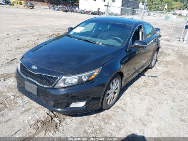 5XXGM4A75FG415957 KIA Optima Lx