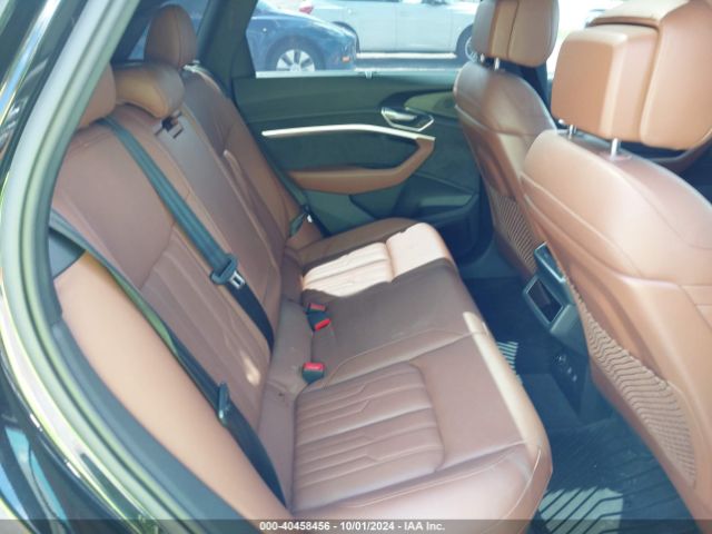 WA1VAAGE1KB024951 Audi E-tron Premium Plus