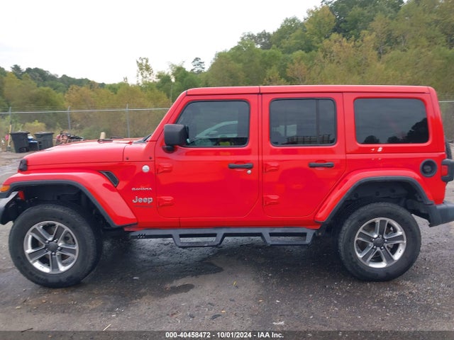1C4HJXEG4JW165806 Jeep Wrangler Unlimited Sahara 4x4