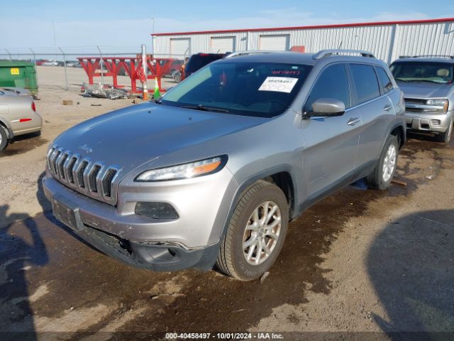1C4PJMCB5GW218166 Jeep Cherokee Latitude