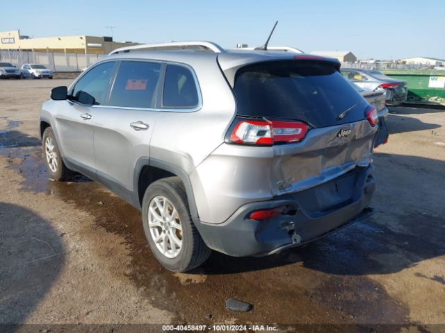 1C4PJMCB5GW218166 Jeep Cherokee Latitude