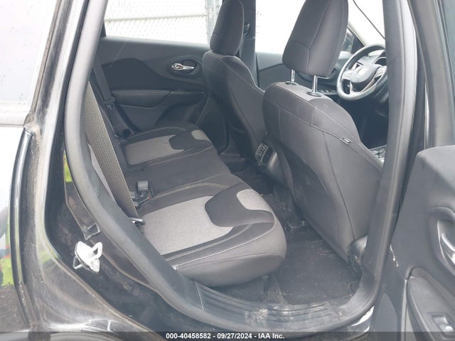 1C4PJMAB7EW273153 Jeep Cherokee Sport