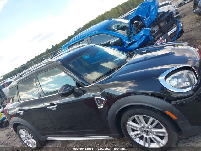 WMZYT3C3XJ3E00426 Mini Countryman Cooper S