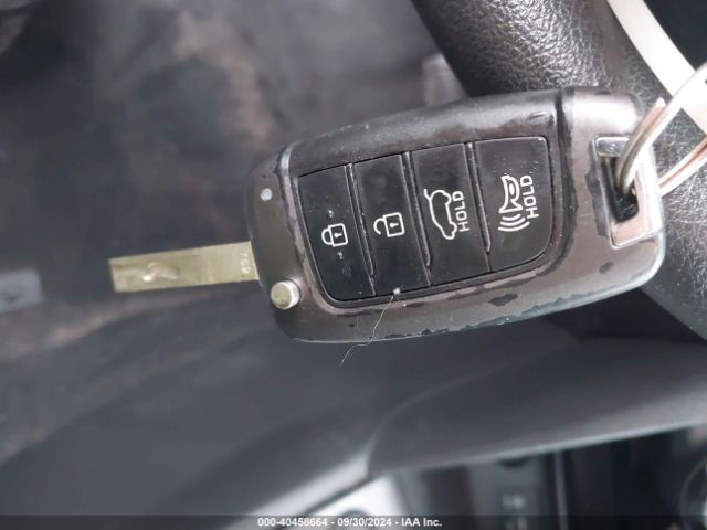 KM8K1CAA6KU332935 Hyundai Kona Se