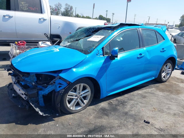 Toyota COROLLA SE 2019 JTNK4RBE0K3042496 Image 2