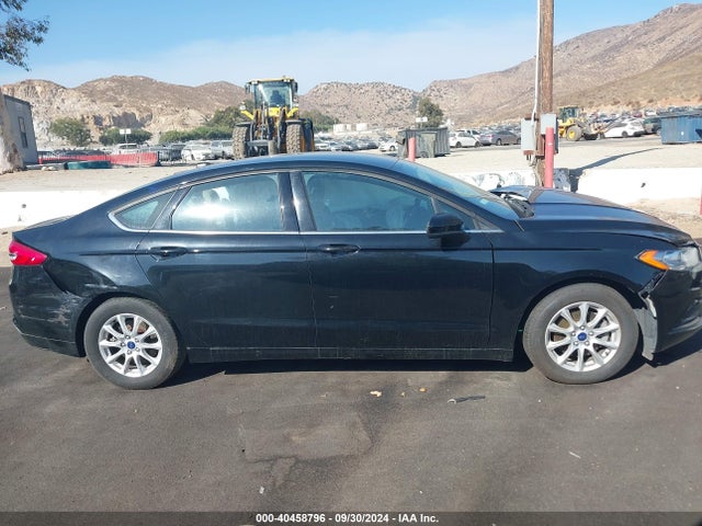 Ford FUSION S 2017 3FA6P0G79HR163675 Image 13
