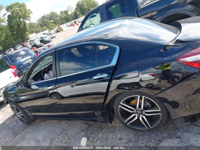1HGCR2F18HA195870 Honda Accord Sport Se