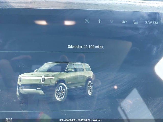 Rivian R1s Launch Edition 2023 7PDSGABL7PN004277 Image 15