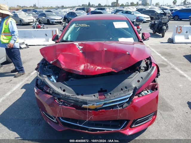 Chevrolet IMPALA 1LT 2018 2G1105S37J9117731 Image 12