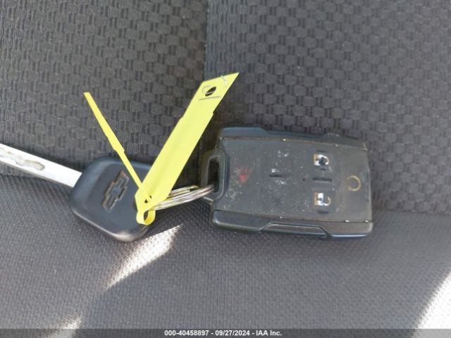3GCUKREC1JG415635 Chevrolet Silverado 1500 2lt
