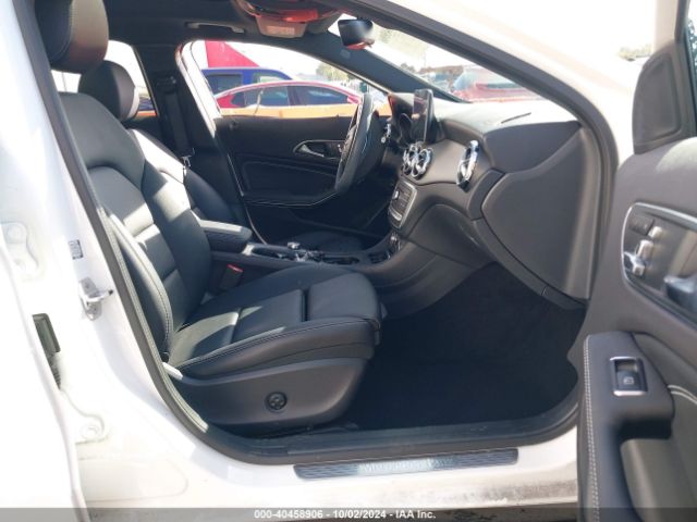 W1NTG4GB8LU029453 Mercedes-Benz Gla 250 4matic