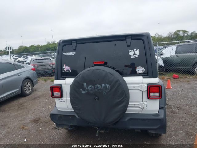 1C4HJXDG6JW179756 Jeep Wrangler Unlimited Sport S 4x4