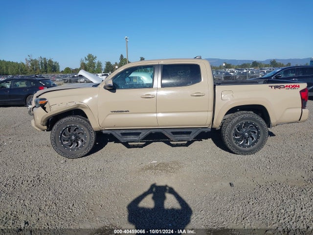3TMCZ5AN7JM125425 Toyota Tacoma Trd Sport