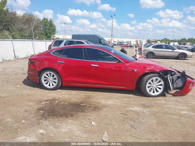 Tesla Model S 60/70/75/85 2016 5YJSA1E15GF174834 Image 13