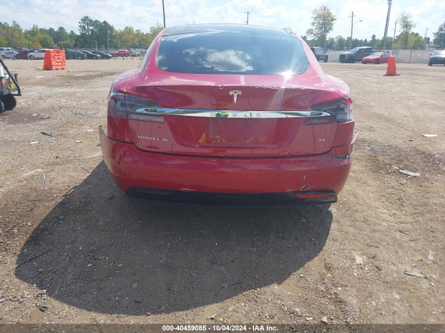 Tesla Model S 60/70/75/85 2016 5YJSA1E15GF174834 Image 16