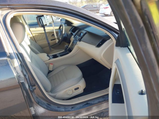 1FAHP2D81JG123847 Ford TAURUS SE