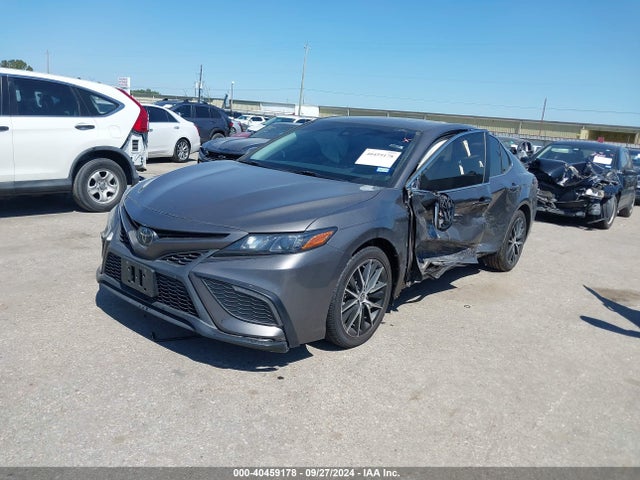 Toyota CAMRY SE 2022 4T1G11AK6NU654613 Image 2