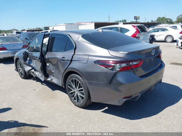 Toyota CAMRY SE 2022 4T1G11AK6NU654613 Image 3