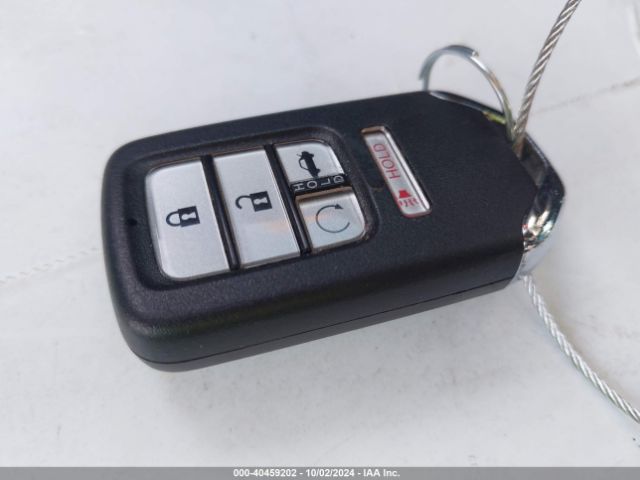 1HGCV3F99NA007831 Honda Accord Hybrid Touring