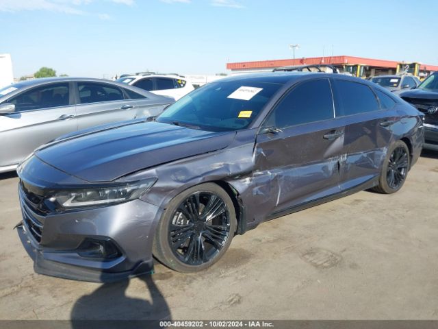 1HGCV3F99NA007831 Honda Accord Hybrid Touring