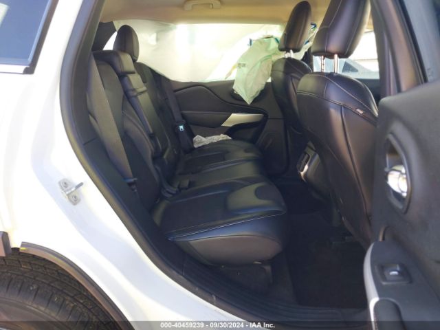 1C4PJLLB0JD553090 Jeep Cherokee Latitude Plus Fwd
