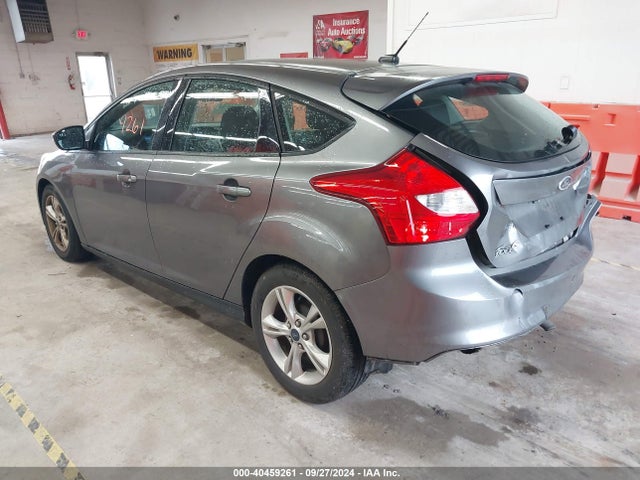 Ford FOCUS SE 2014 1FADP3K27EL309828 Image 3