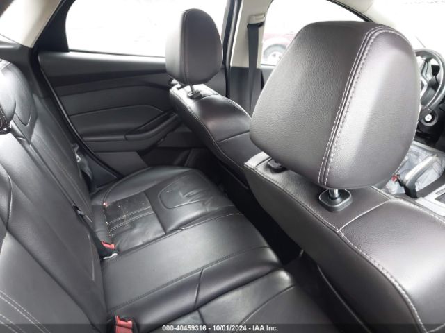 1FADP3K24EL121090 Ford FOCUS SE