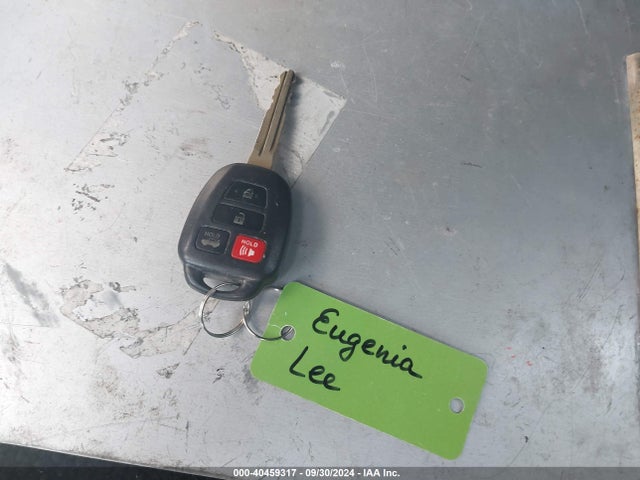 Toyota COROLLA LE 2016 2T1BURHE5GC658303 Image 11
