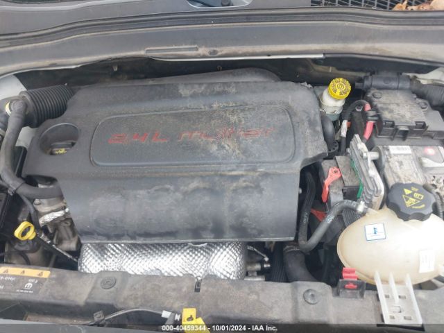 ZACCJABT9FPC13992 Jeep Renegade Latitude