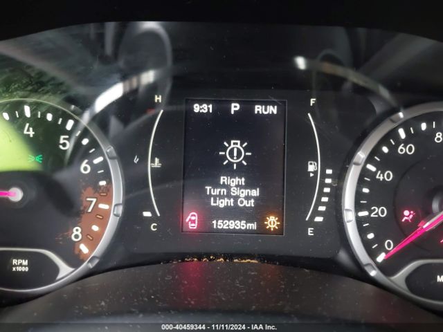 ZACCJABT9FPC13992 Jeep Renegade Latitude