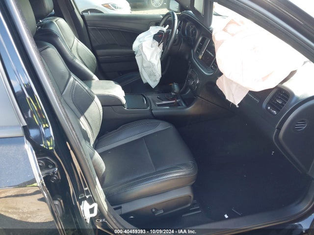 2C3CDXJG0KH547052 Dodge Charger Sxt Awd