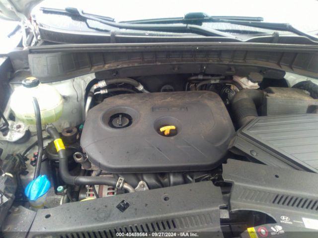 KM8J3CA4XHU564382 Hyundai TUCSON SE