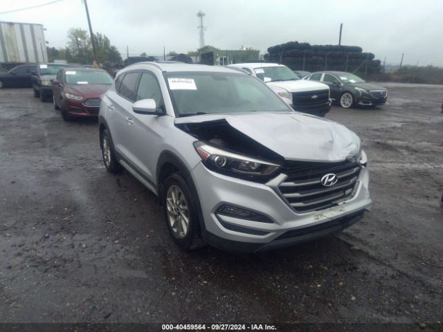 KM8J3CA4XHU564382 Hyundai TUCSON SE
