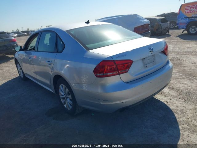 1VWAT7A3XEC119366 Volkswagen Passat 1.8t Wolfsburg Edition