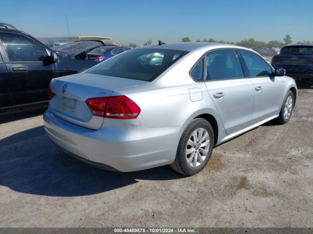 1VWAT7A3XEC119366 Volkswagen Passat 1.8t Wolfsburg Edition