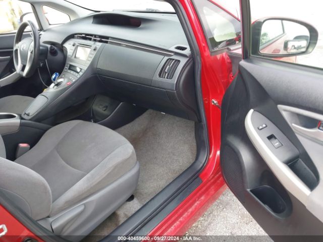 JTDKN3DU0F0460891 Toyota Prius Two