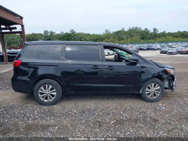 KNDMA5C12J6389898 KIA Sedona L
