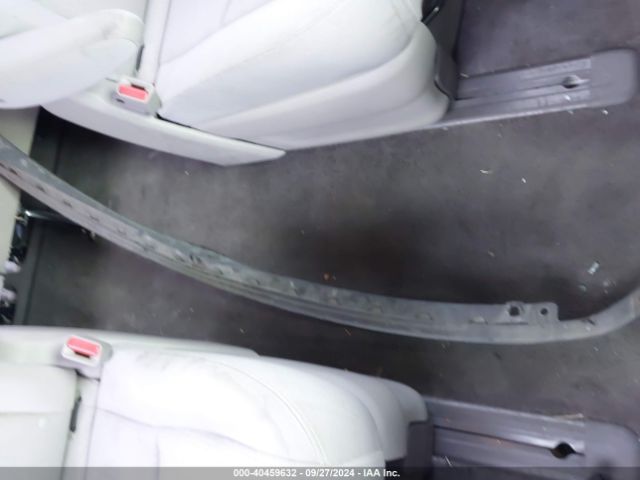 KNDMA5C12J6389898 KIA Sedona L