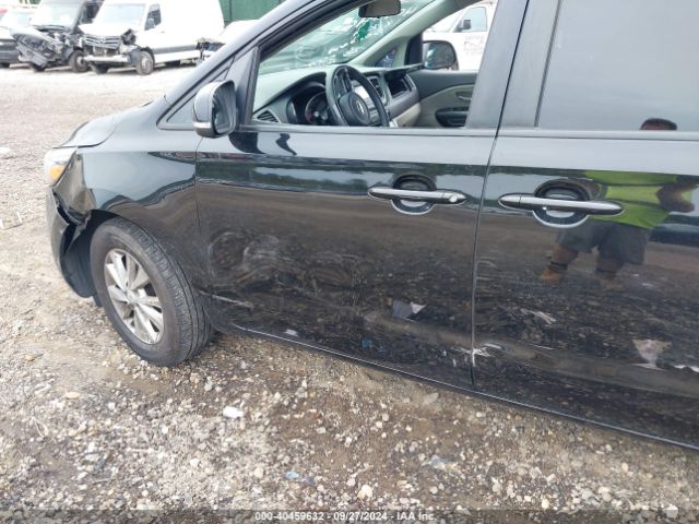 KNDMA5C12J6389898 KIA Sedona L