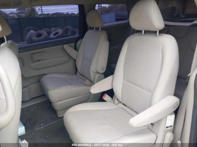 KNDMA5C12J6389898 KIA Sedona L