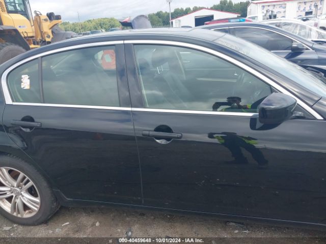 JN1CV6AR1FM524843 Infiniti Q40