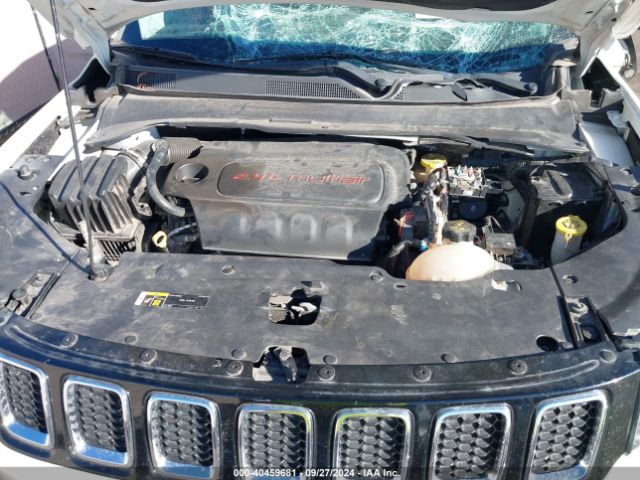 3C4NJCBB3MT509527 Jeep Compass Latitude Fwd