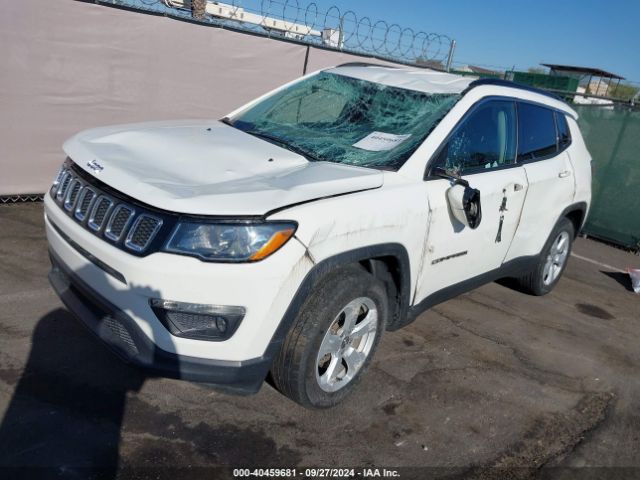 3C4NJCBB3MT509527 Jeep Compass Latitude Fwd