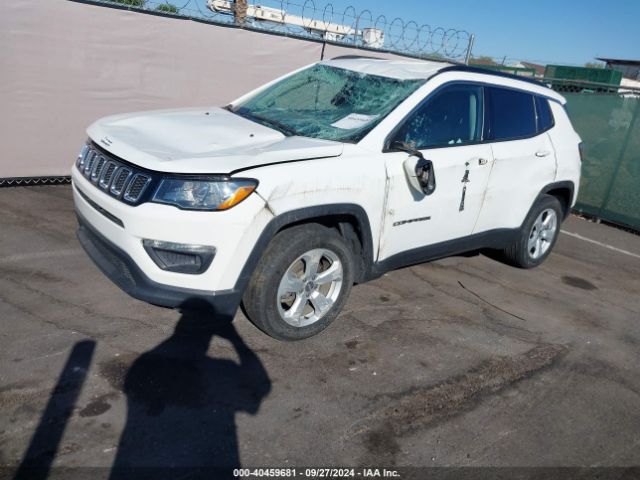 3C4NJCBB3MT509527 Jeep Compass Latitude Fwd