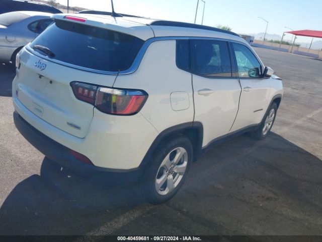 3C4NJCBB3MT509527 Jeep Compass Latitude Fwd