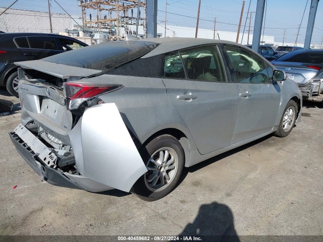 Toyota Prius Two Eco 2016 JTDKARFU4G3025013 Image 4
