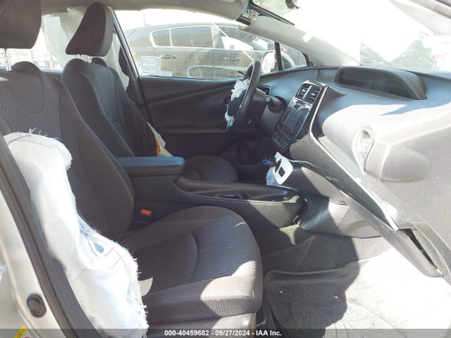 Toyota Prius Two Eco 2016 JTDKARFU4G3025013 Image 5