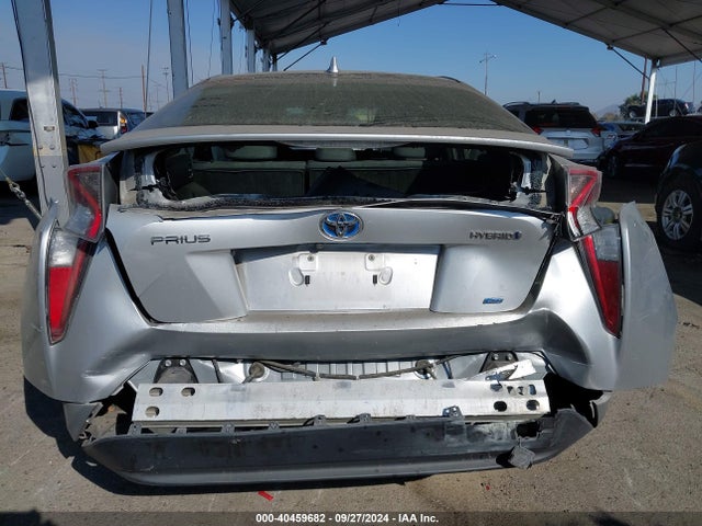 Toyota Prius Two Eco 2016 JTDKARFU4G3025013 Image 6