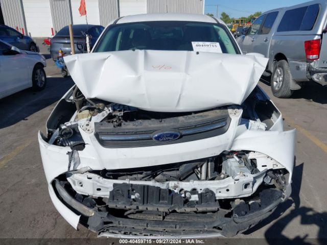 1FMCU9GXXEUC75850 Ford ESCAPE SE